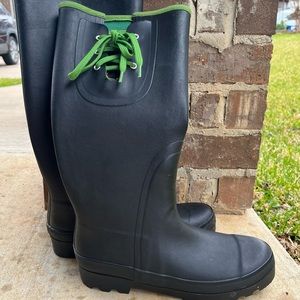 J crew navy rain boots.